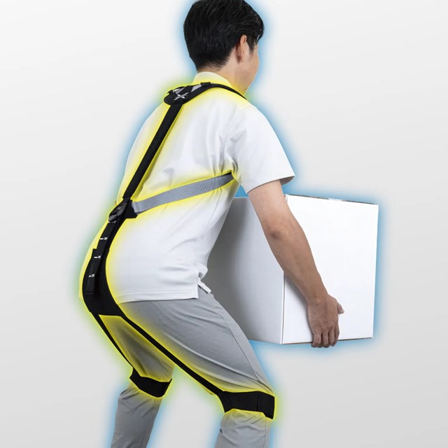 The Innophys Muscle Suit Soft-Power Easy-Lift